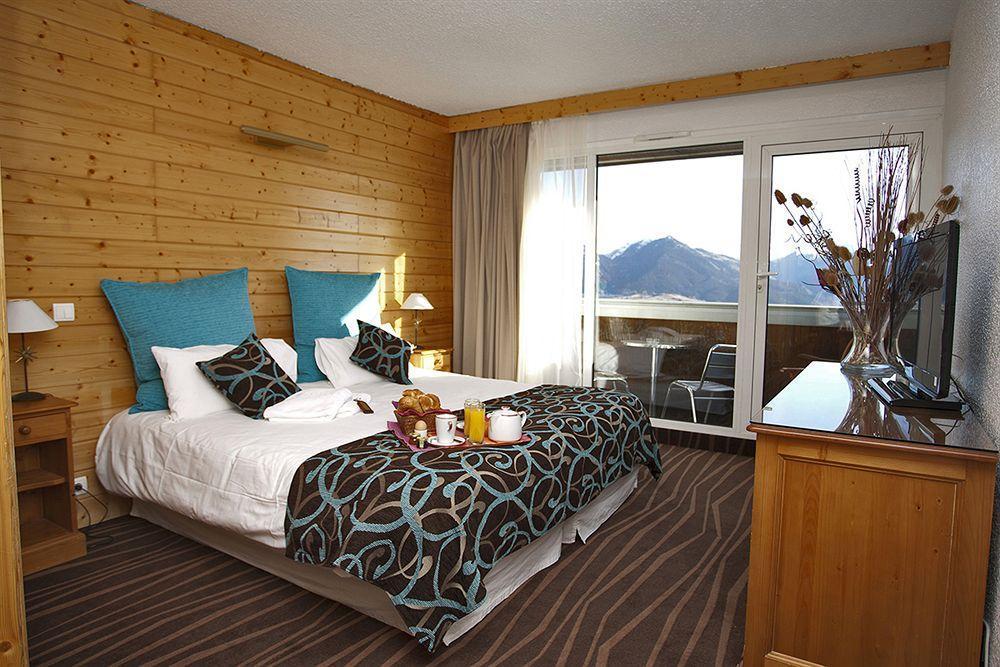 Hotel Le Grand Tetras Font-Romeu-Odeillo-Via Kültér fotó