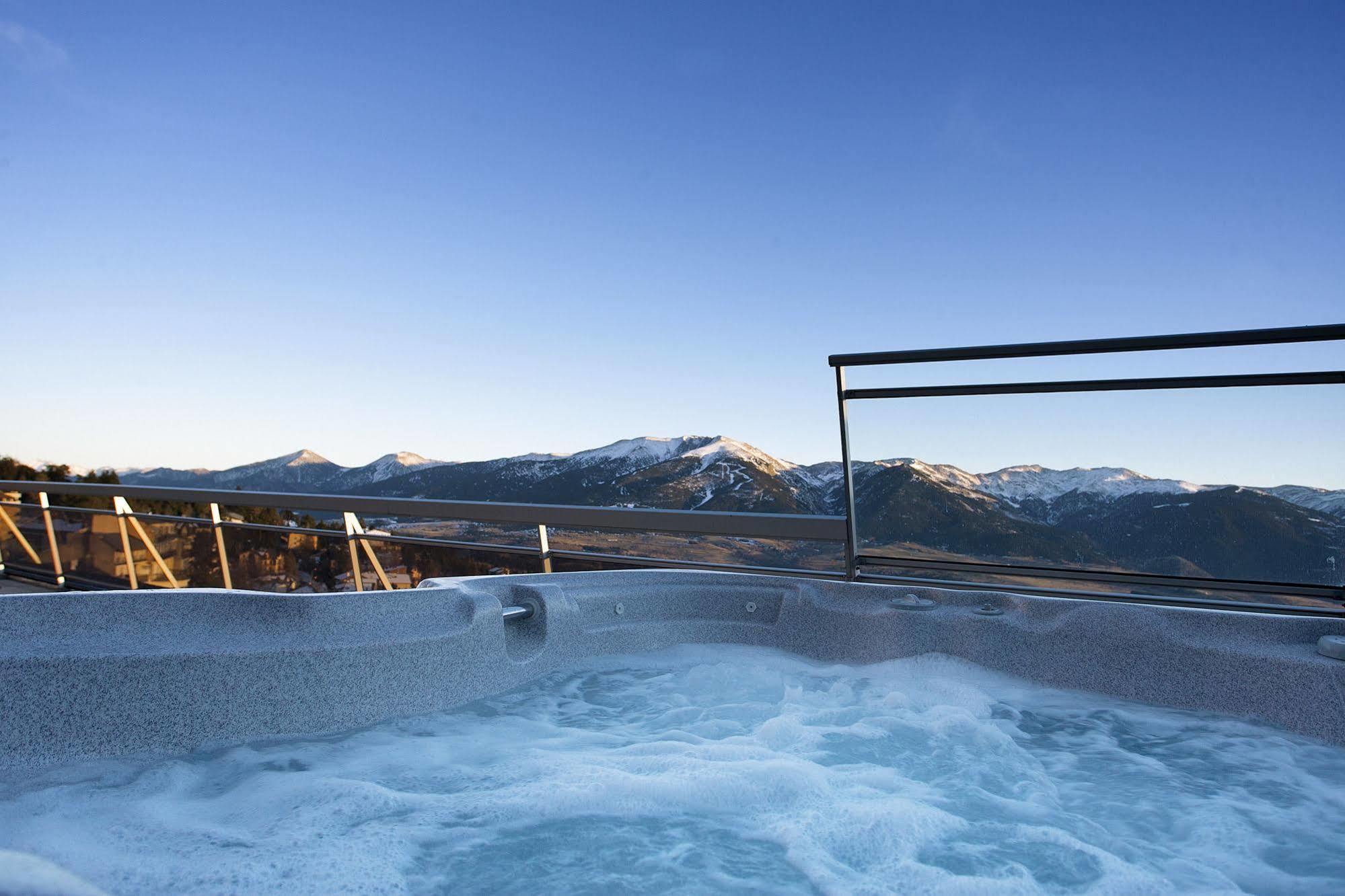 Hotel Le Grand Tetras Font-Romeu-Odeillo-Via Kültér fotó